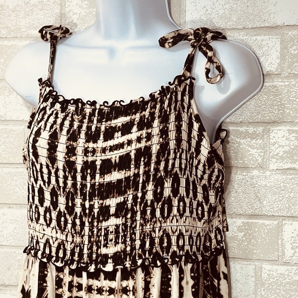 Womens Brown Smocked Tiered Maxi Dress Size L Tie Shoulder Boho Resort Vacation‎ - Picture 4 of 12